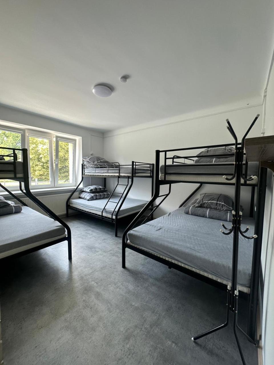 Hostel Harmonia Варшава Екстер'єр фото