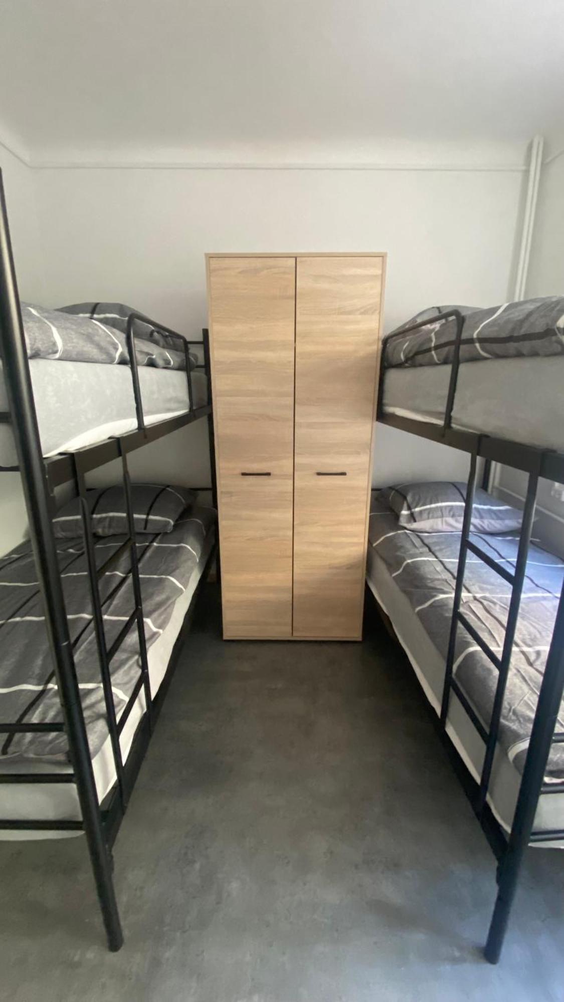 Hostel Harmonia Варшава Екстер'єр фото
