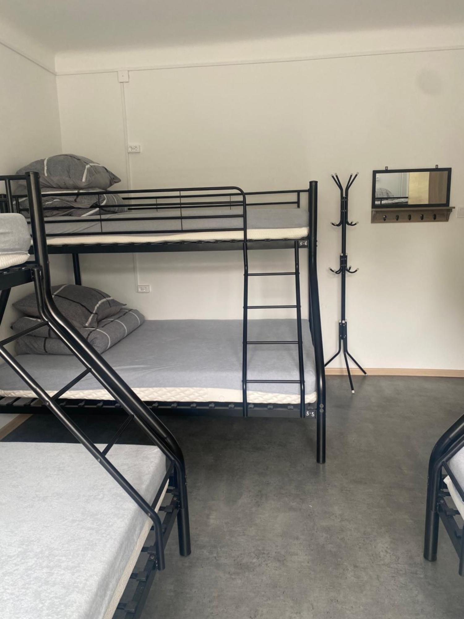 Hostel Harmonia Варшава Екстер'єр фото