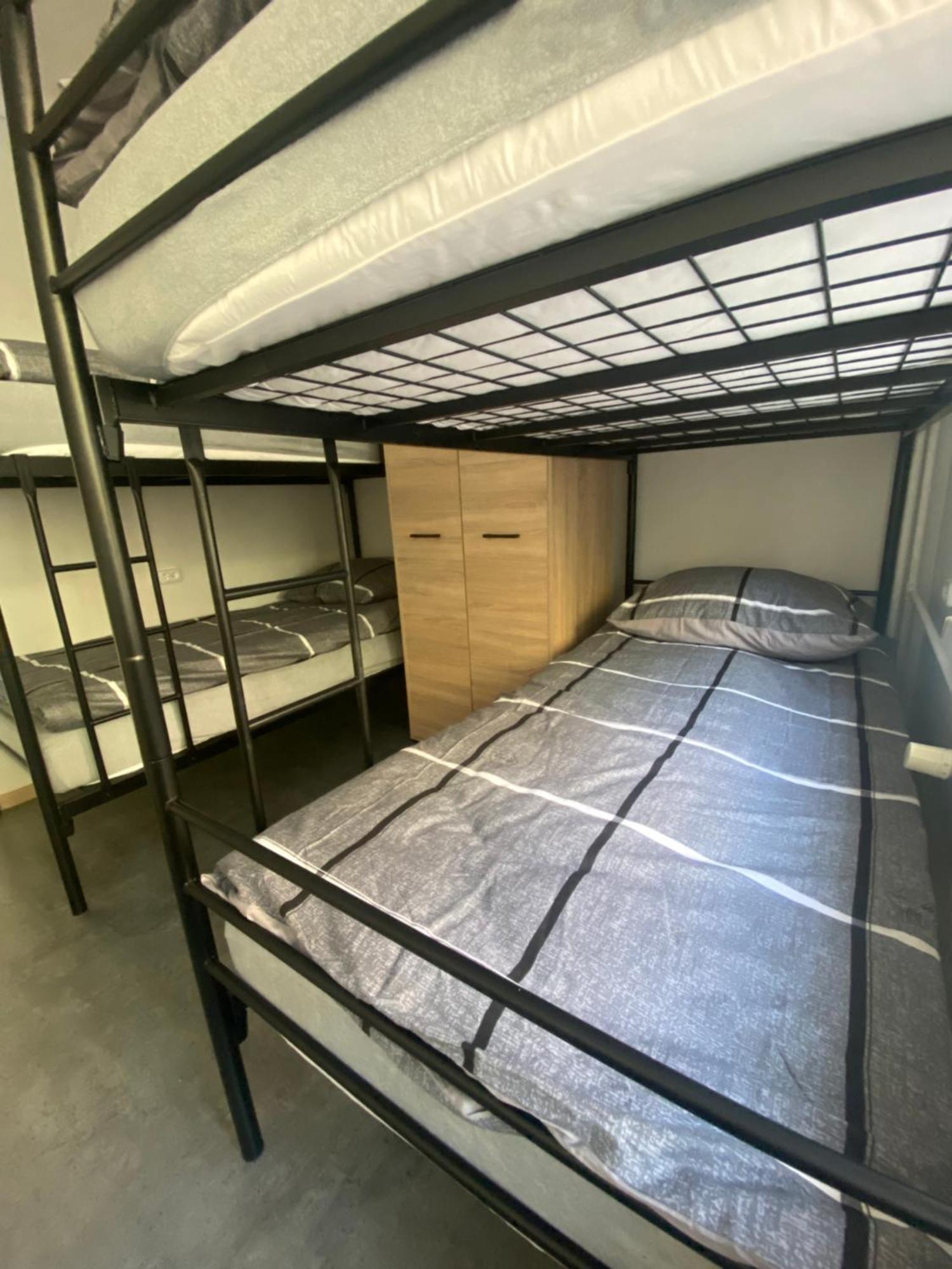 Hostel Harmonia Варшава Екстер'єр фото